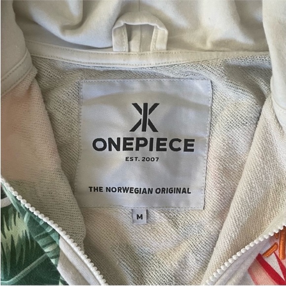 Onepiece Beverly Hills Jumpsuit - Picture 9 of 14